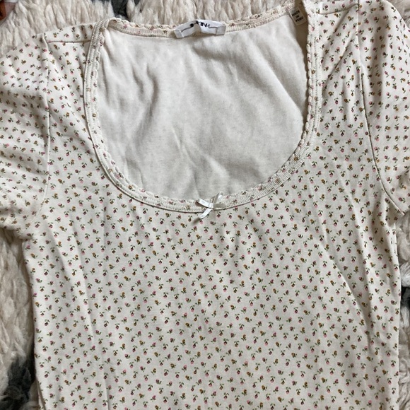 Doen Brigitte Tee - Picture 7 of 17